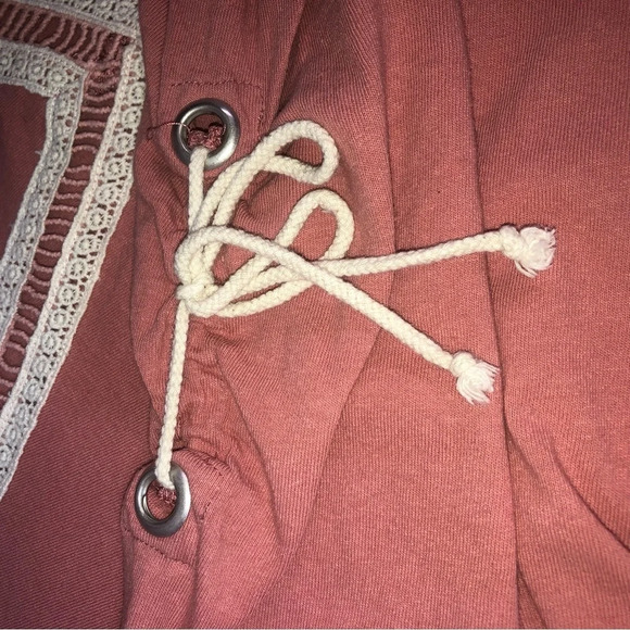 5/$25 Listicle Lightweight Pullover Sweatshirt Sweater M Embroidery Ribbed - Picture 4 of 10